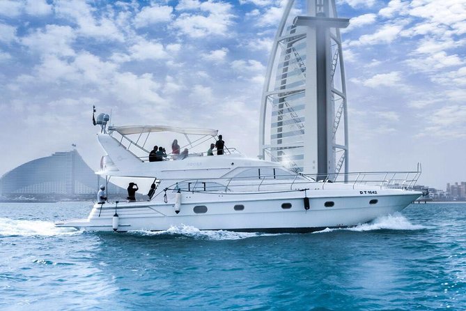 55 Feet Luxury Yacht